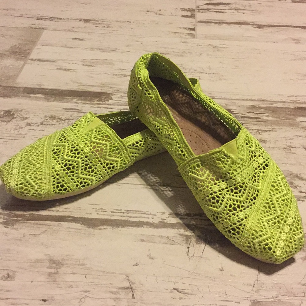 size 10 toms